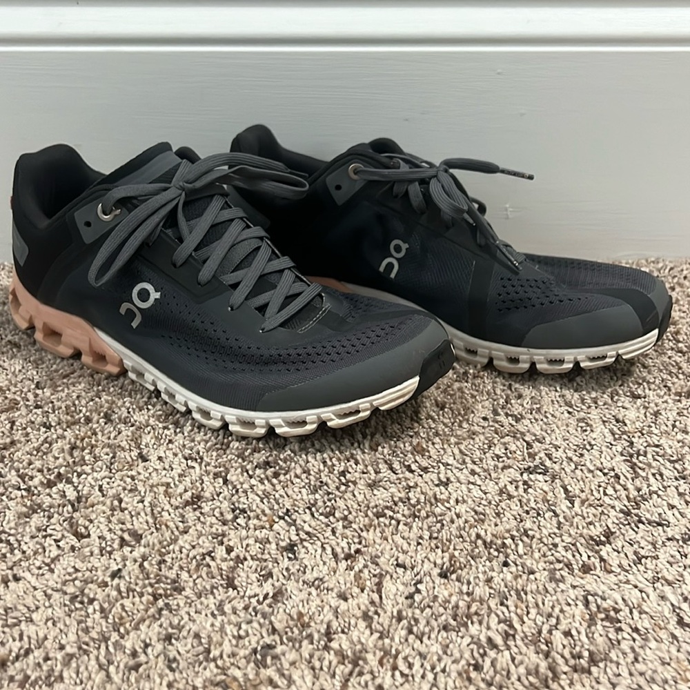 Oncloud Running Shoes